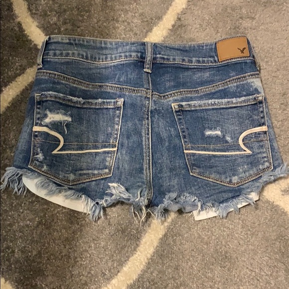 American Eagle Hi-Rise Shortie Jean Shorts - Picture 5 of 5